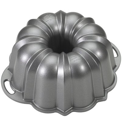 Nordic Ware Platinum Collection Bundt Pan